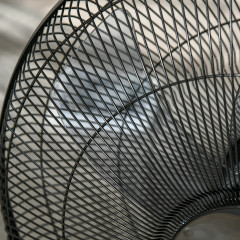 Výškově nastavitelný ventilátor 110-124 cm | černý č.3