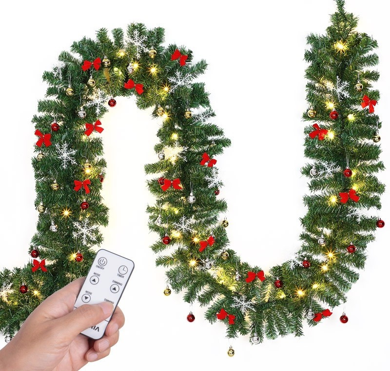 Goleto Vánoční ozdobená girlanda s dálkovým ovládáním 5 m | teplá bílá 80 LED