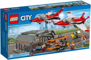 LEGO City 60103 Letiště - letecká show č.1